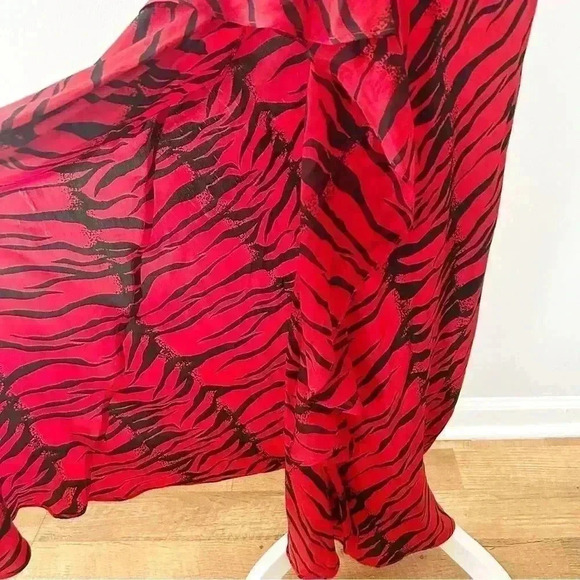Rixo Adriana Zebra Striped Animal Print Red Black Silk Maxi Dress Size Small - Picture 9 of 16